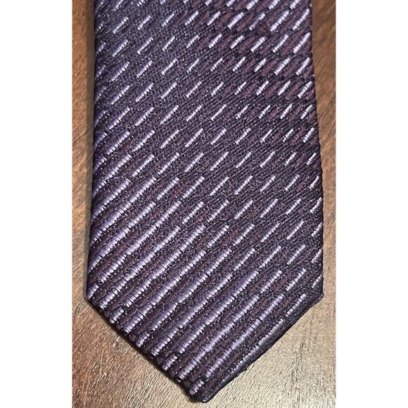 Van Heusen Purple 100% Microfiber Men’s Neck Tie Made In China - Picture 6 of 9